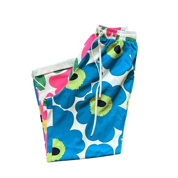 Super Cute Flower Pattern Pants Size M New With Tags - Picture 8 of 8